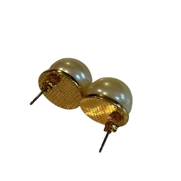 Classic Faux Pearl Goldtone Stud Earrings 0.5 inch - Picture 2 of 3